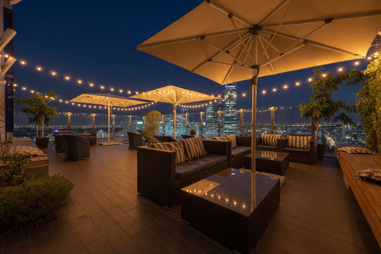 Skyline Terrace Rooftop - Terrace with city lights